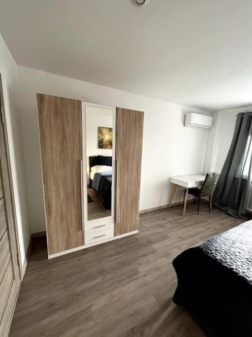 Familienwohnung Naehe Europapark, Messe, Gifiz See Offenburg Buitenkant foto