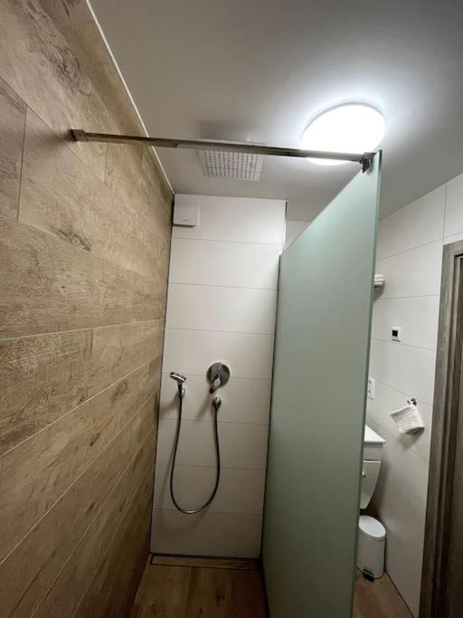 Familienwohnung Naehe Europapark, Messe, Gifiz See Offenburg Buitenkant foto