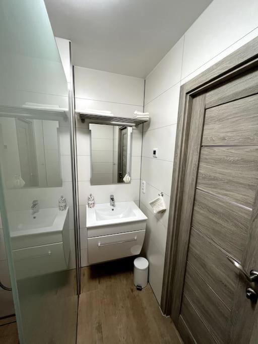 Familienwohnung Naehe Europapark, Messe, Gifiz See Offenburg Buitenkant foto